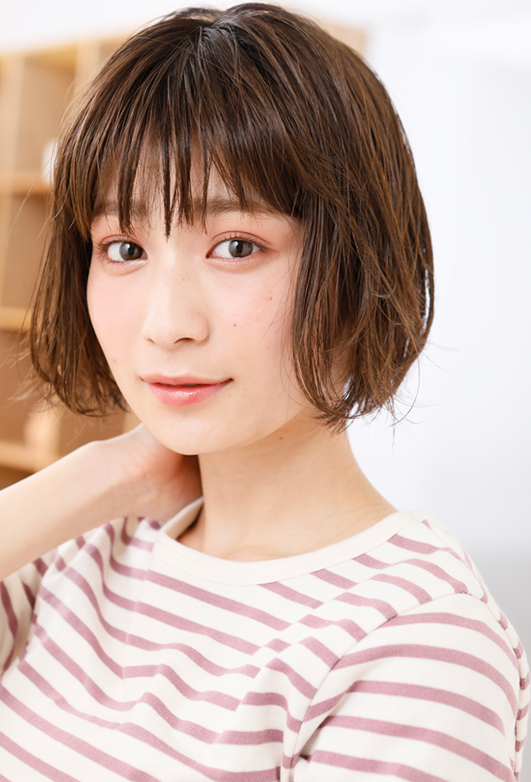 毛先のハネ感と前髪の束感がかわいい軽やかボブ JENO 2019SUMMERヘアカタログ